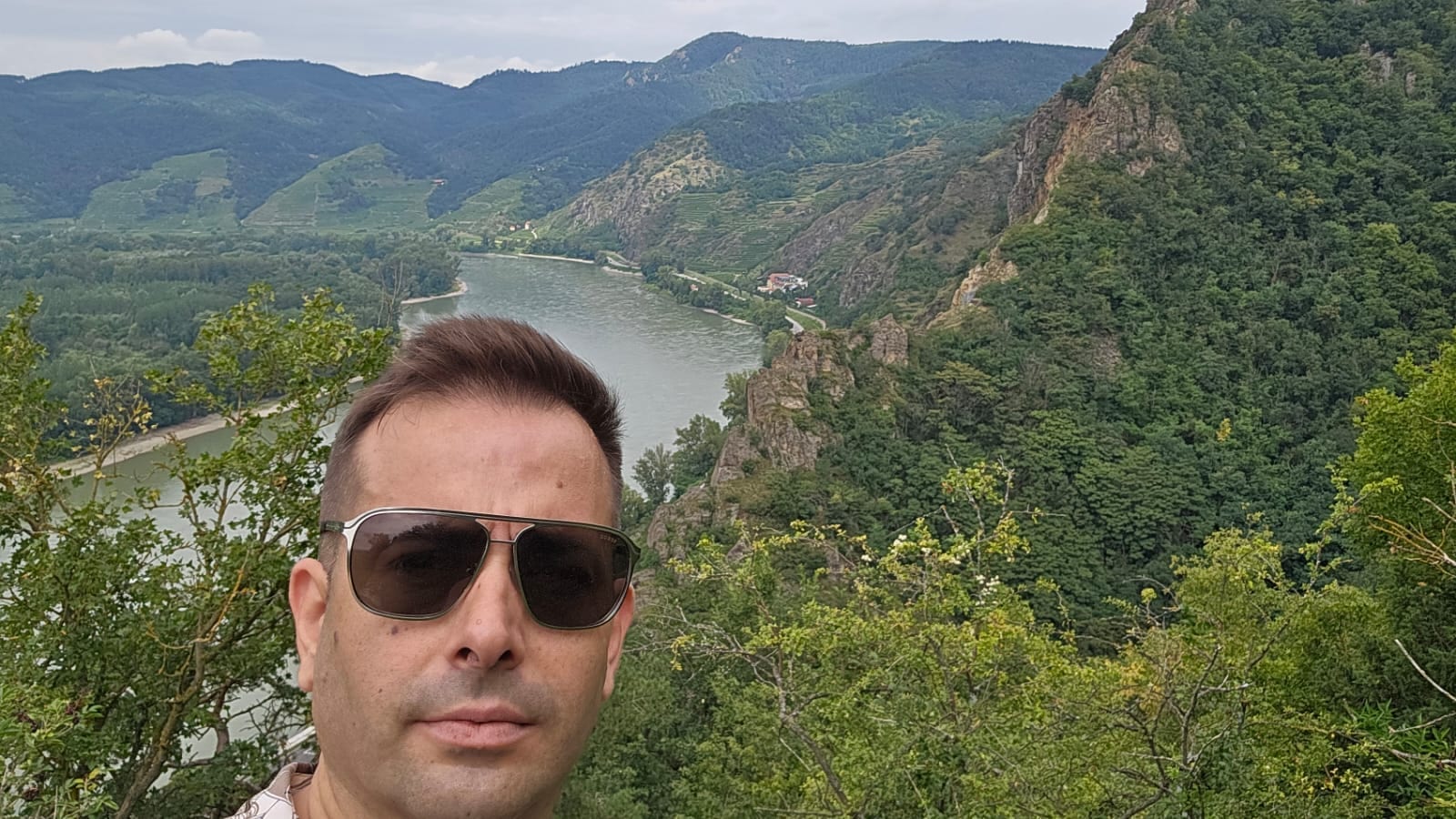 El valle del Danubio desde lo alto de Dürnstein