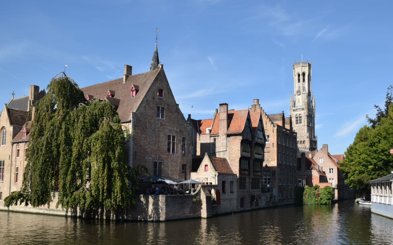 Brujas, el muelle del Rosario y el campanario