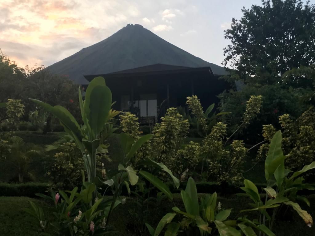 El Arenal al atardecer, Costa Rica