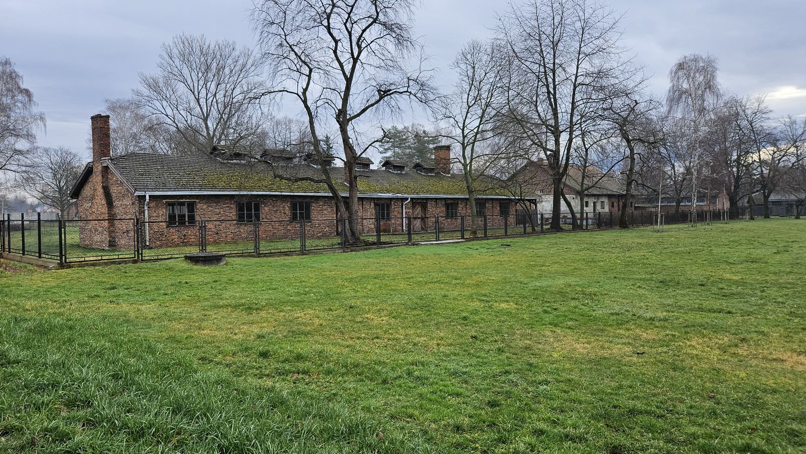 Birkenau: los barracones que quedan en pie