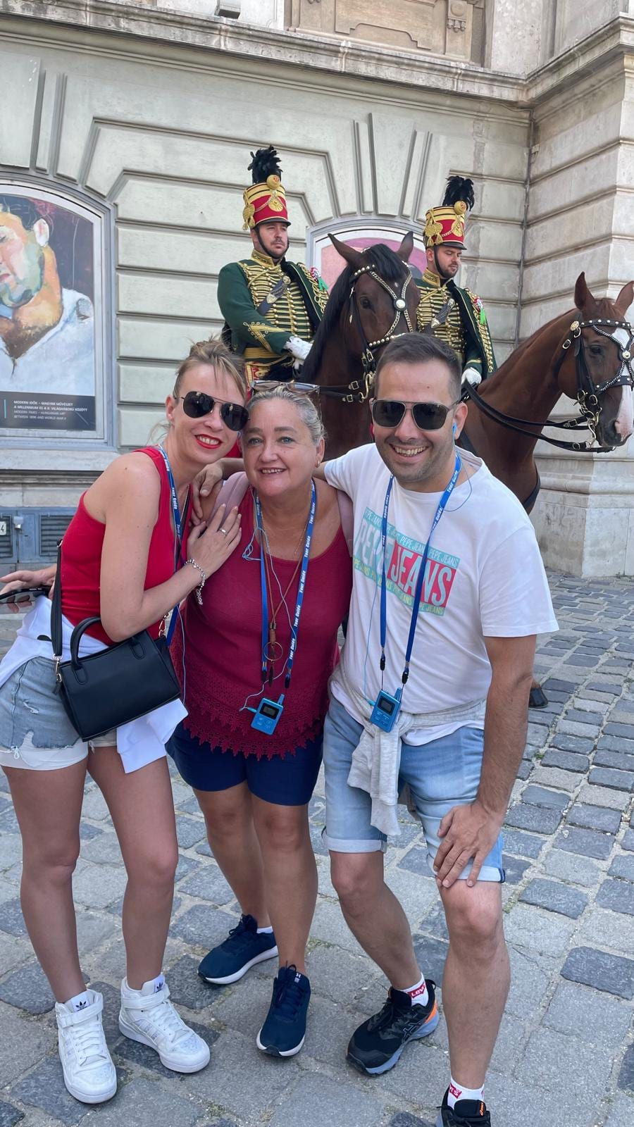 Con los húsares del castillo de Buda