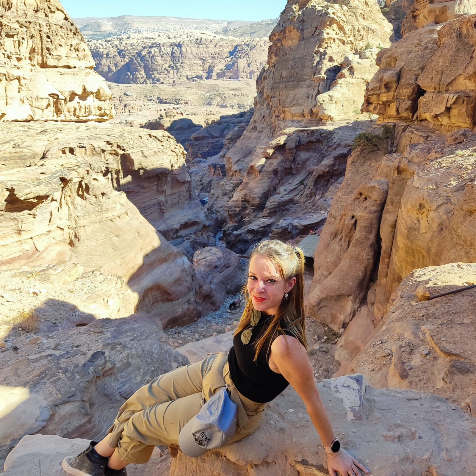 En un mirador sobre Petra