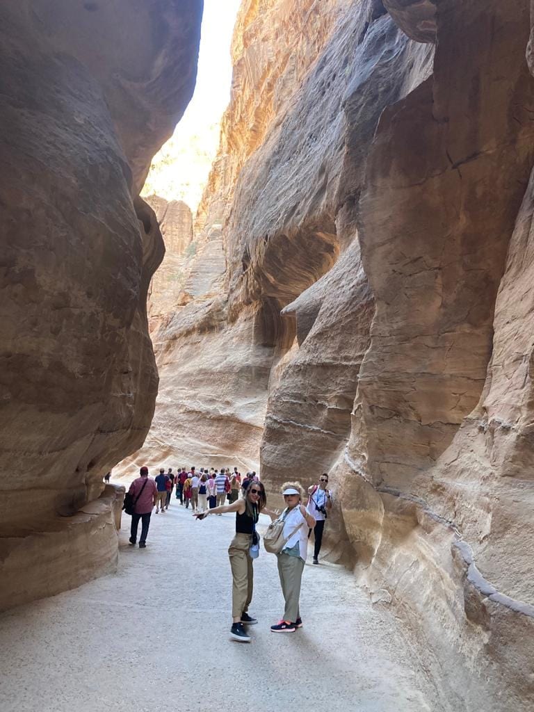 El puente de roca de Wadi Rum