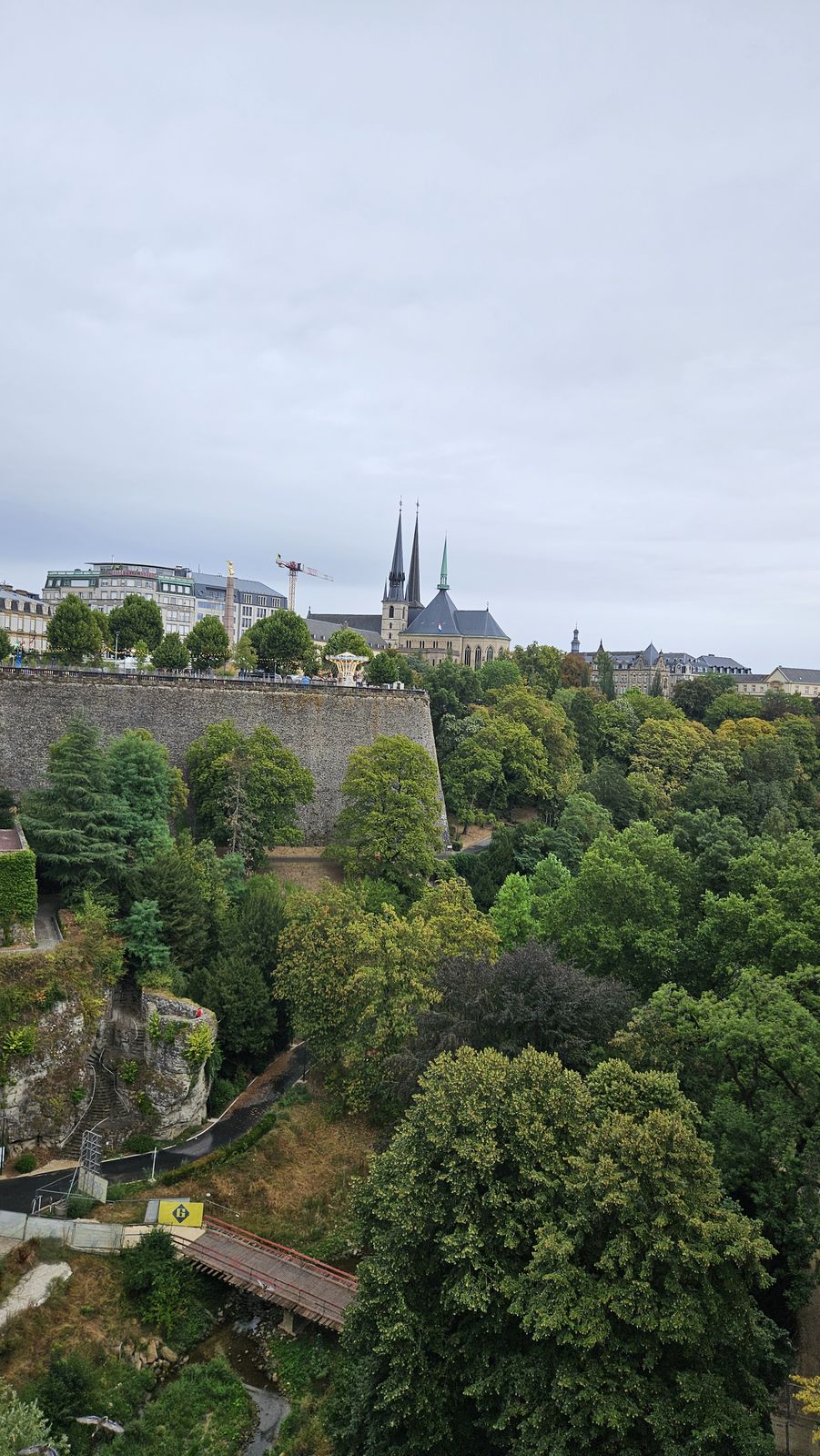 Luxemburgo: la catedral sobre el Grund