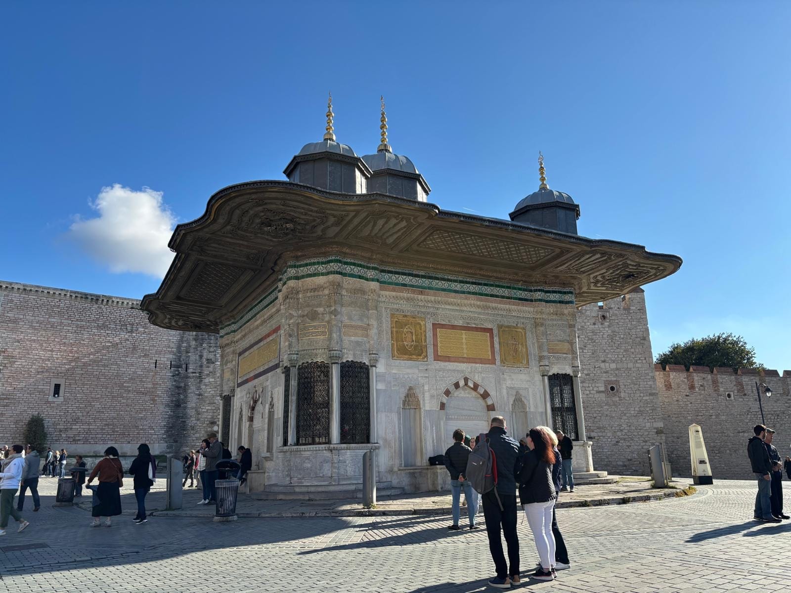 La fuente de Ahmed III, junto a Topkapi